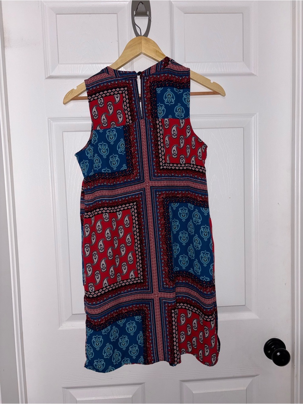 Monteau Red Blue Paisley Patchwork Sleeveless Shift Dress Size Small - Picture 4 of 4